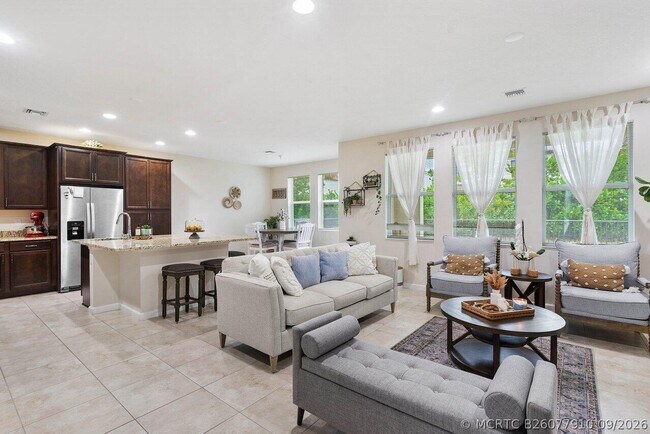 Foto del edificio - 16310 Oakview Dr