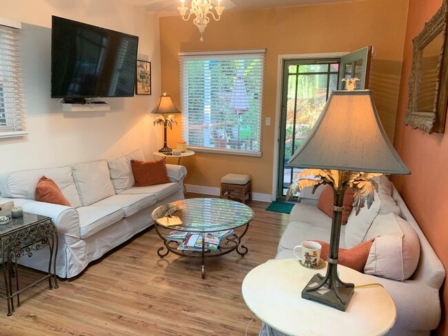 Building Photo - Old Town San Diego Unit