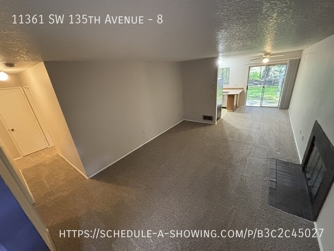 Building Photo - 11361 SW 135th Ave