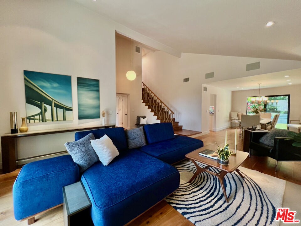 Foto principal - 6435 Innsdale Dr
