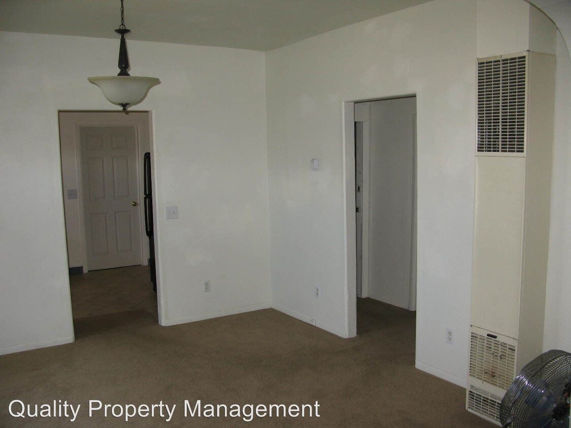 Building Photo - 2 br, 1 bath House - 719 Welch Street