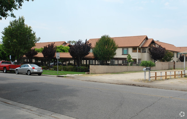 Foto del edificio - Patricia Village Senior Apartments