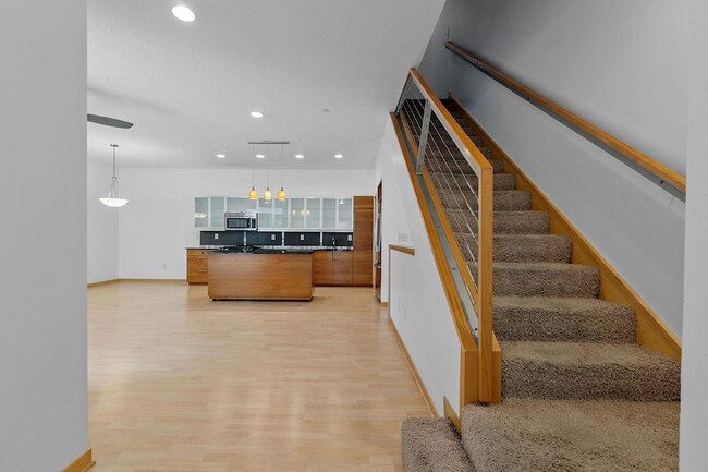 Building Photo - 2828 Aldrich Ave S