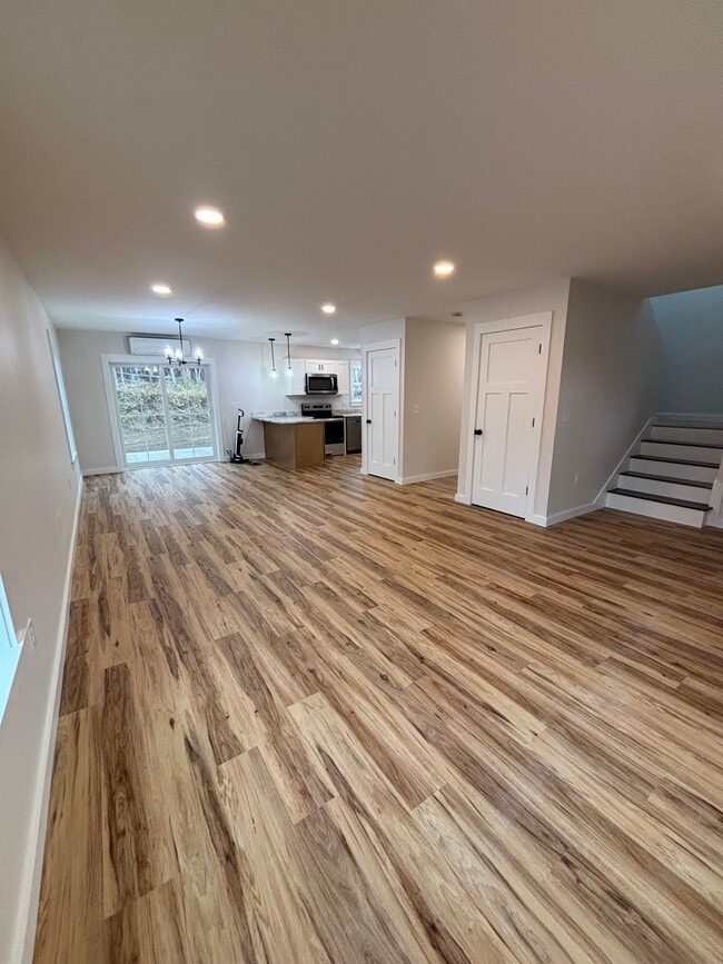 Foto del edificio - 20 Pond Rd