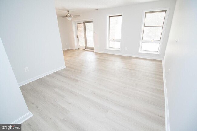 Foto del edificio - 44792 Locust Ridge Ct