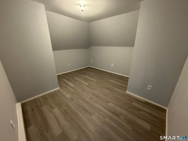 Building Photo - 73 Waterville St