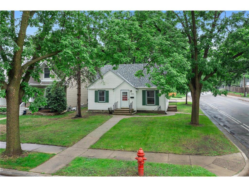 Foto principal - 2800 Georgia Ave S