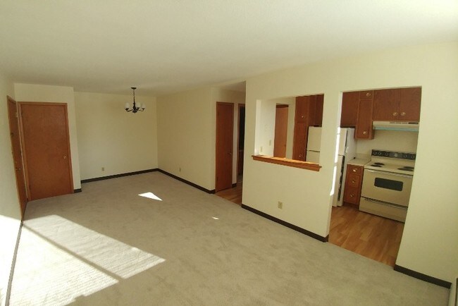 1344 St Paul Ave Saint Paul Mn 55116 Apartments Saint Paul Mn Apartments Com