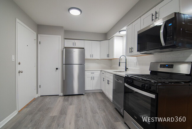 Building Photo - Fully renovated 1bed/1bath