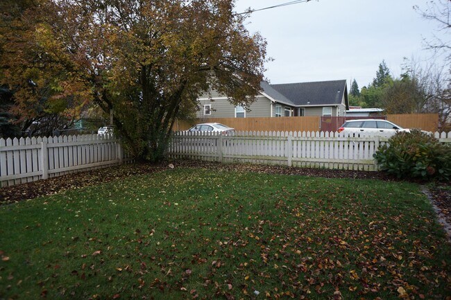 Foto del edificio - NE Portland updated one bedroom "Jewel"