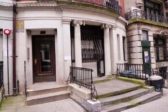 Foto del edificio - 320 W 108th St