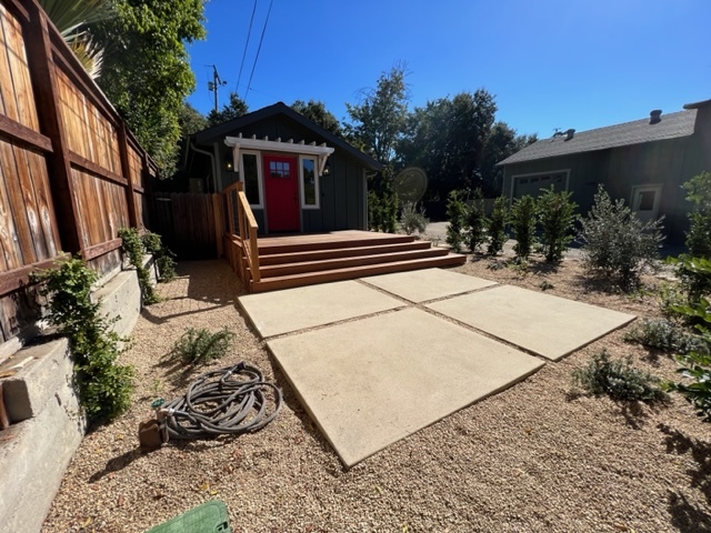 Main Entrance/Deck - 2770 Glendessary Ln