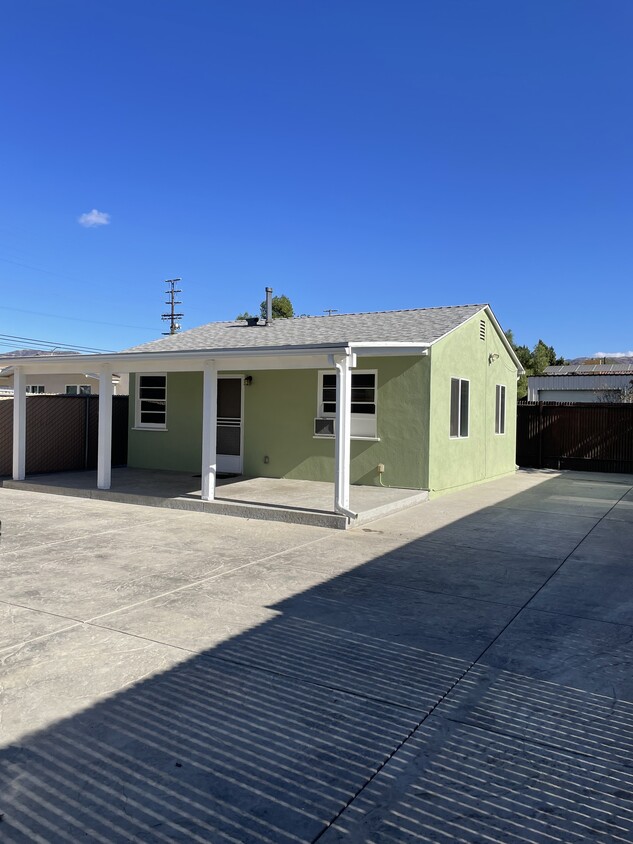 Foto principal - 11266 Sheldon St