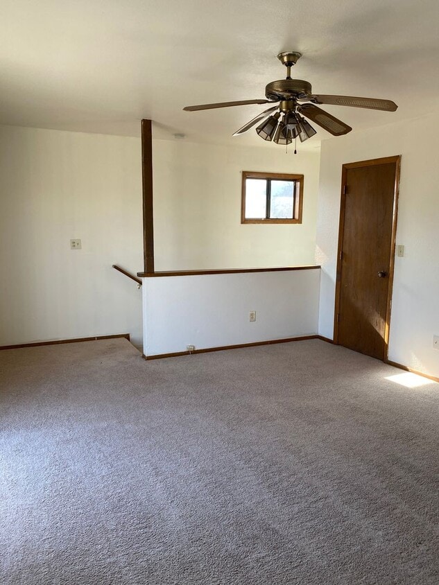 Building Photo - 975 Wilson Ave