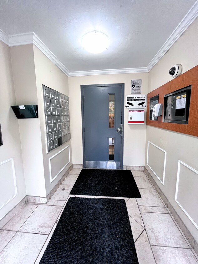 Photo du bâtiment - 101 Veronica Avenue