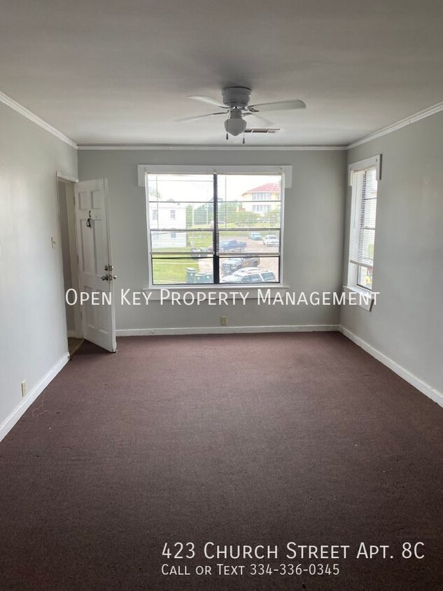 Primary Photo - Personal and Cozy 2 Bed 1.5 Bathroom Apart...