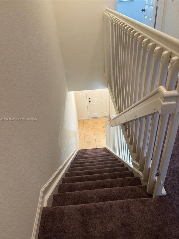 Foto del edificio - 6533 Catalina Ln