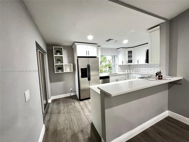 Building Photo - 1597 Springside Dr