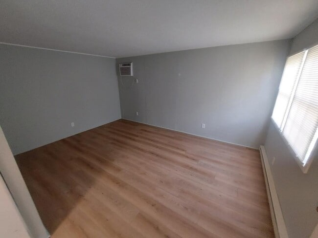 Foto del edificio - 914 Pine Cir Dr