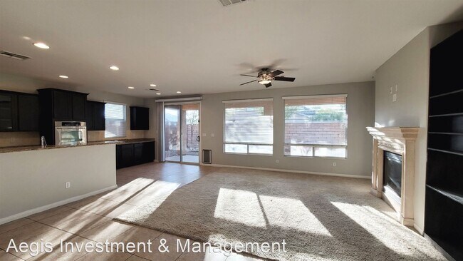 Building Photo - 3 br, 2.5 bath House - 9727 Maspalomas St