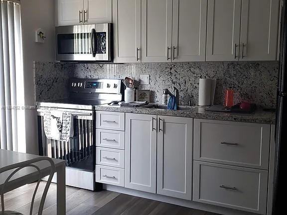 Foto del edificio - 10425 SW 154th Ct