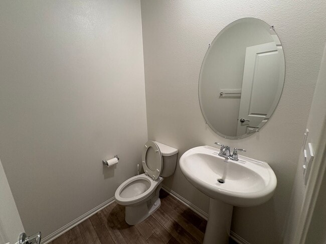 Building Photo - 35286 Sorenstam Dr