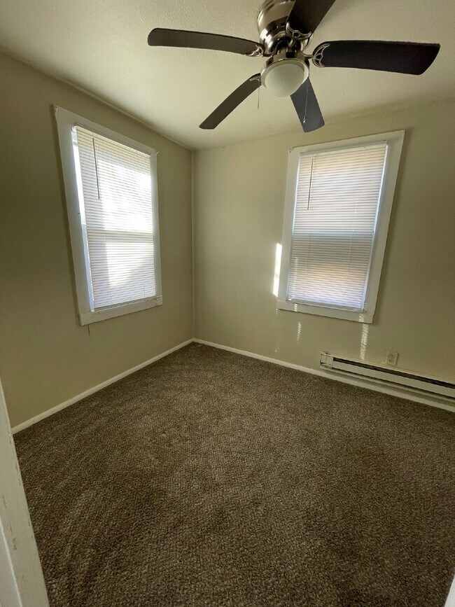 Foto del edificio - Quant 1 Bedroom, 1 Bathroom Single family home with fenced yard