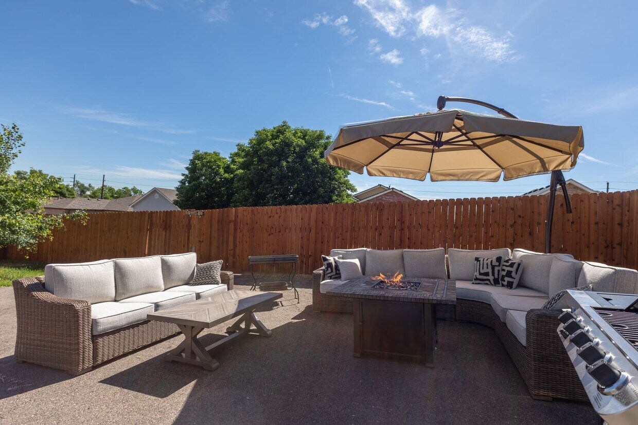 Foto principal - 5260 Wyandot St