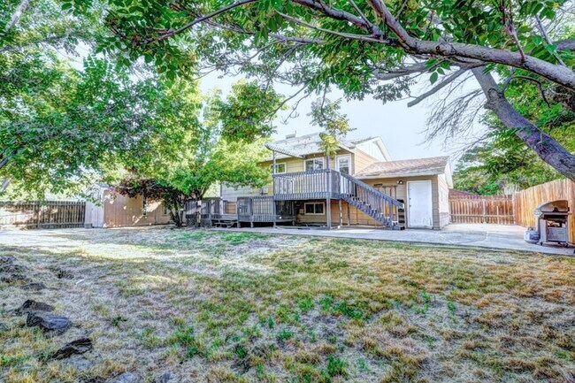 Foto del edificio - 2801 Hall Ave