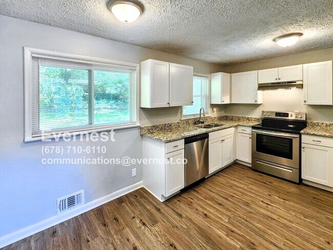 Building Photo - 1764 Atherton Dr