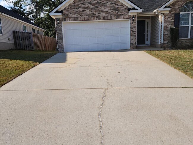 Building Photo - 789 Michelle Ct