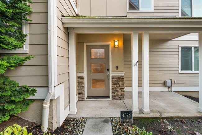 Photo - 4326 NE 3rd St Townhome
