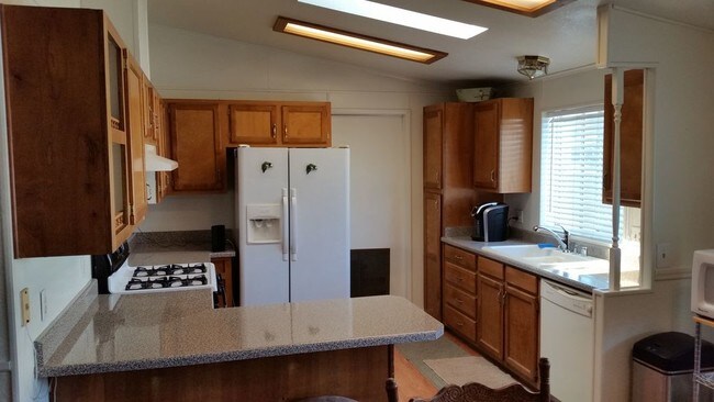 Foto del edificio - 6130 Monterey Rd