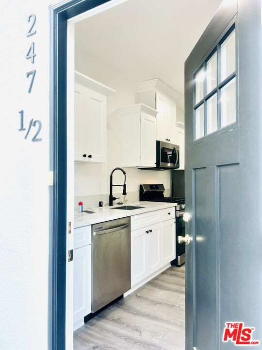 Foto del edificio - 247 S Catalina Ave