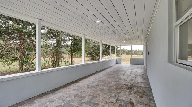 Building Photo - 2440 Wallace Rd