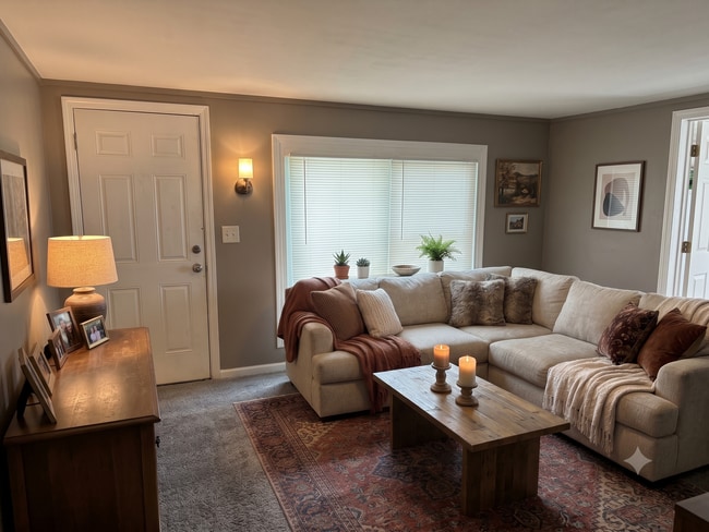 Building Photo - Charming One-Level Home with Fresh Updates & Private Setting!