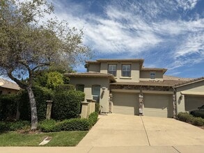 Building Photo - 1014 Gamay Dr