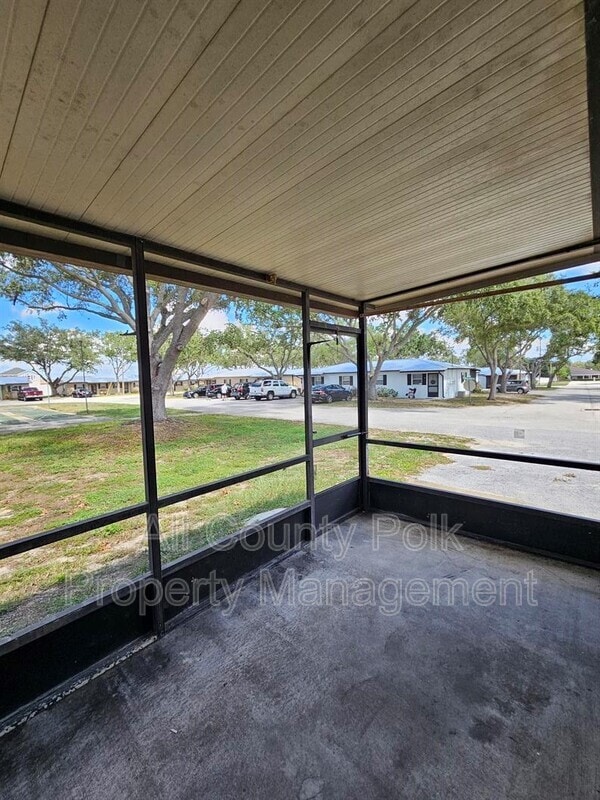 Foto del edificio - 455 Buck Moore Rd