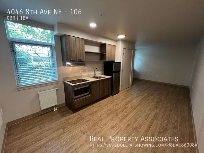Building Photo - Apartment in Seattle - U District
