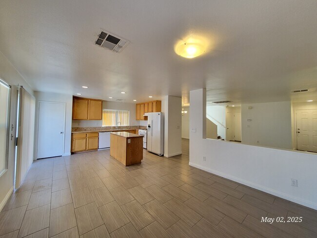 Building Photo - 6764 Grandview Ridge Ave