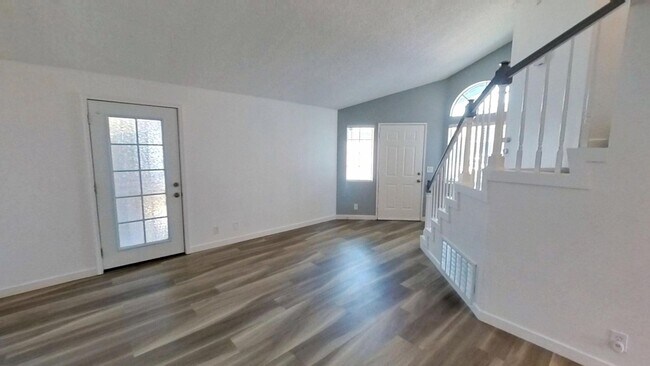 Building Photo - PRICE REDUCTION!! 4 Bedroom 2.5 Bath Home ...