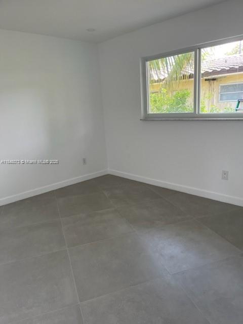 Building Photo - 3 bedroom in North Miami FL 33161