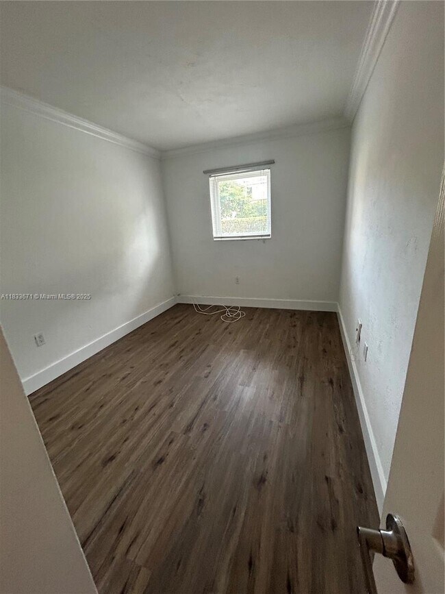 Building Photo - 8607 SW 68th Ct