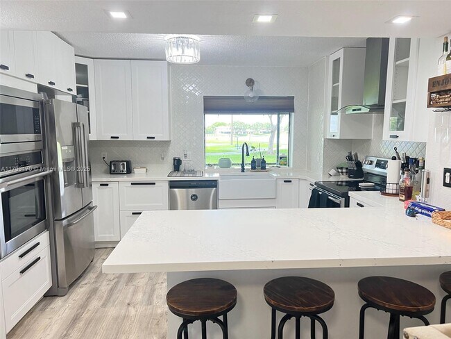 Foto del edificio - 1430 SW 109th Way