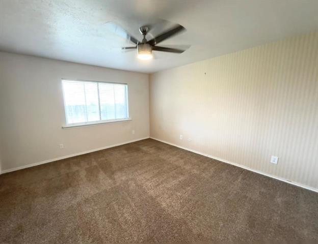 Foto del edificio - 709 Meadow Mead Dr