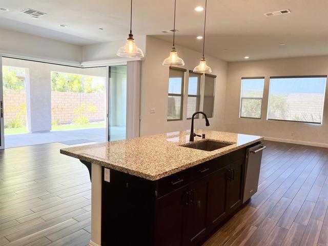 Building Photo - 6786 Elegante Wy