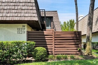 Building Photo - 15217 W Pond Woods Dr