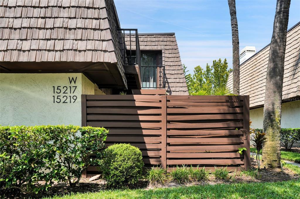 Primary Photo - 15217 W Pond Woods Dr