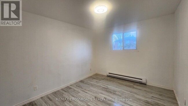 Building Photo - 295 Dwight Ave