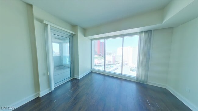 Foto del edificio - 2700 S Las Vegas Blvd